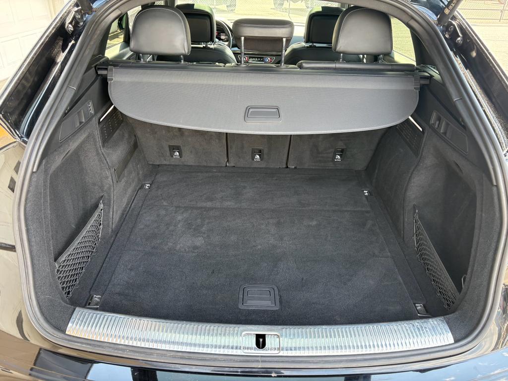 used 2022 Audi SQ5 car, priced at $39,500