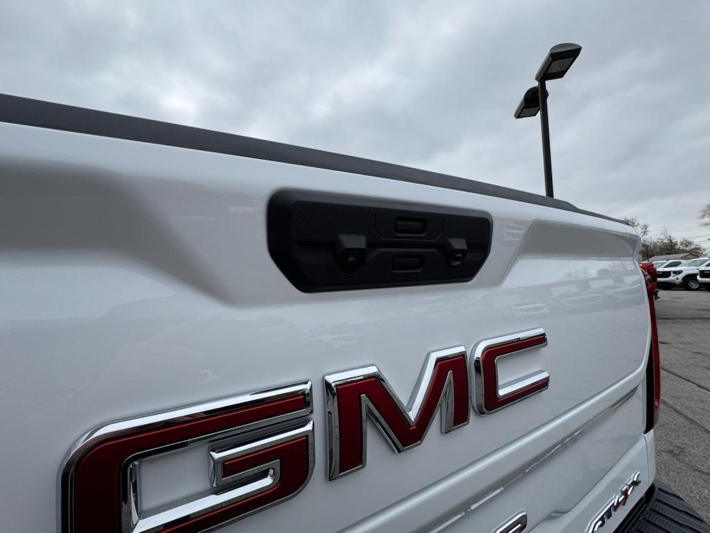 new 2025 GMC Sierra 1500 car, priced at $76,376