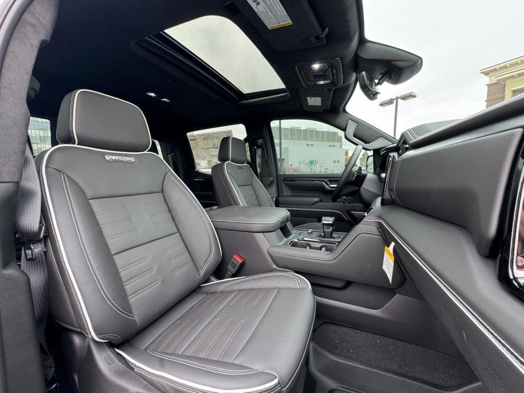 new 2025 GMC Sierra 1500 car, priced at $76,376