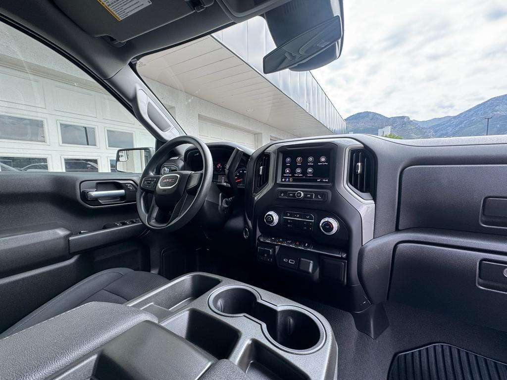 used 2023 GMC Sierra 1500 car, priced at $31,500