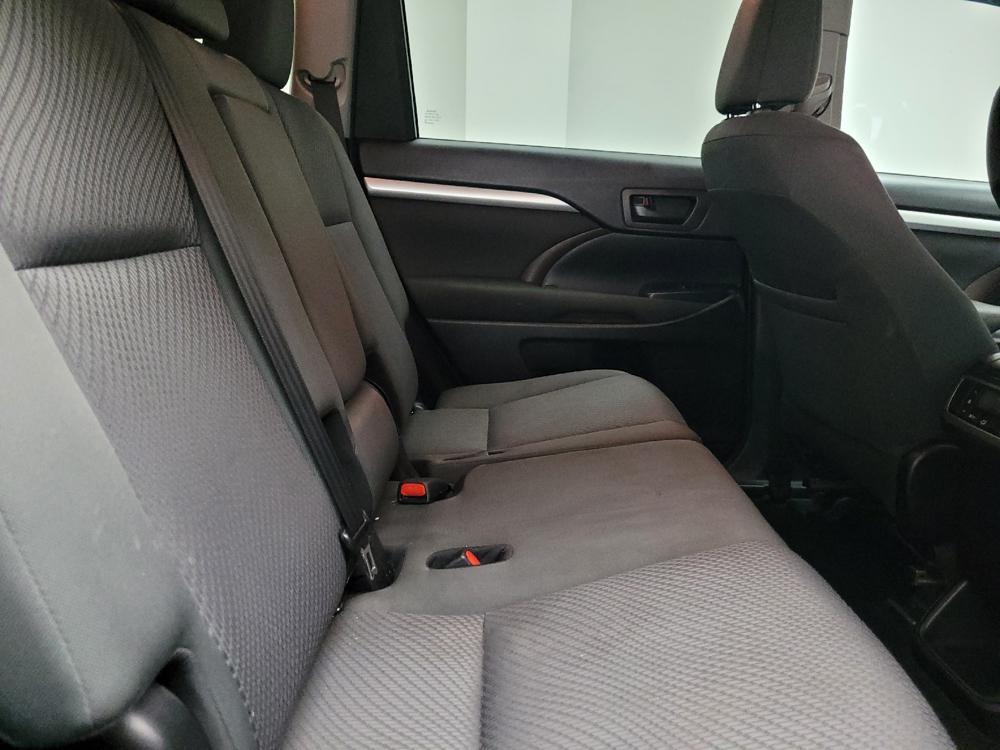 used 2019 Toyota Highlander car, priced at $23,495