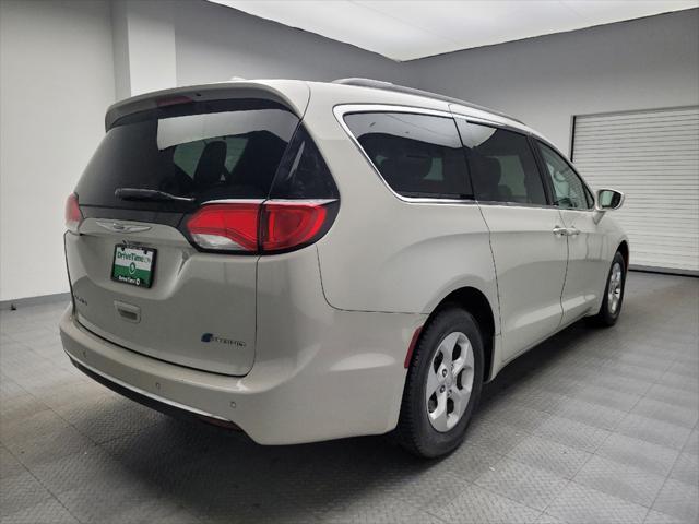 used 2017 Chrysler Pacifica Hybrid car, priced at $23,095