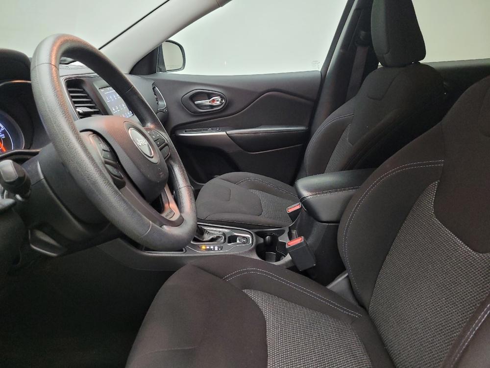 used 2019 Jeep Cherokee car, priced at $17,895