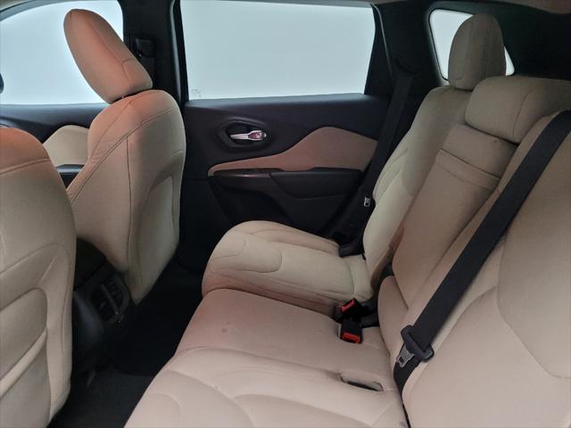used 2016 Jeep Cherokee car, priced at $13,495