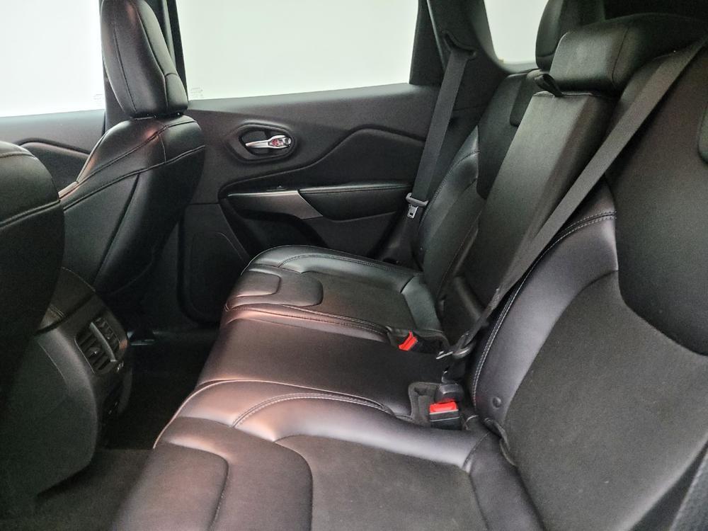 used 2019 Jeep Cherokee car, priced at $18,495