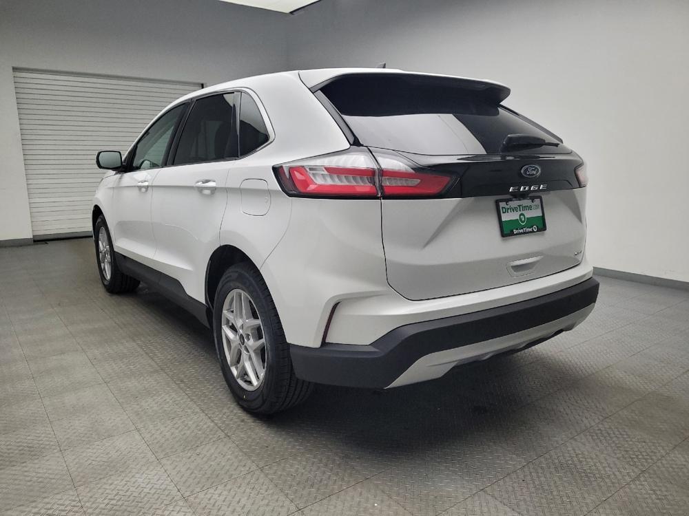used 2024 Ford Edge car, priced at $24,895