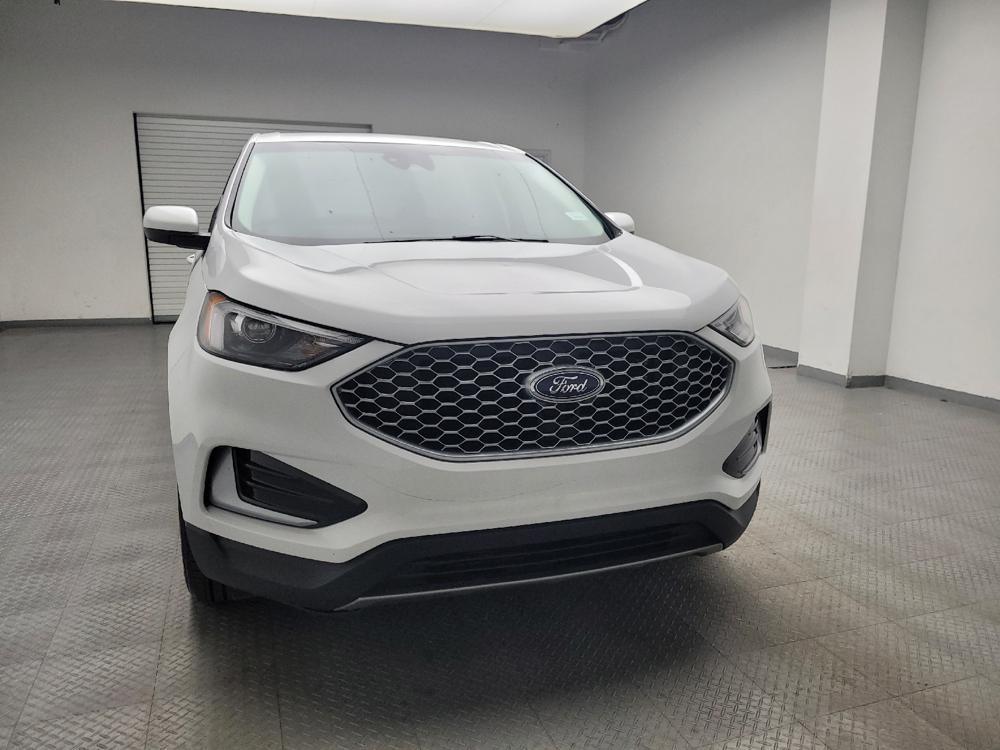 used 2024 Ford Edge car, priced at $24,895