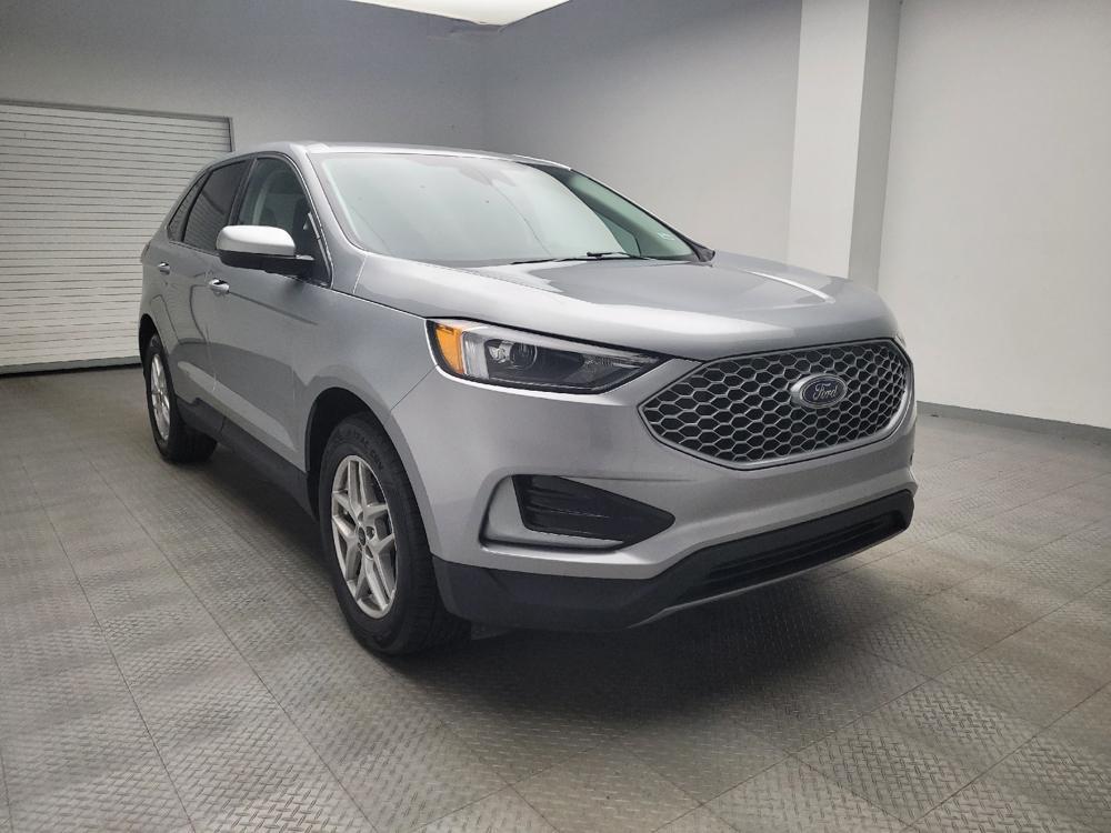 used 2024 Ford Edge car, priced at $25,595