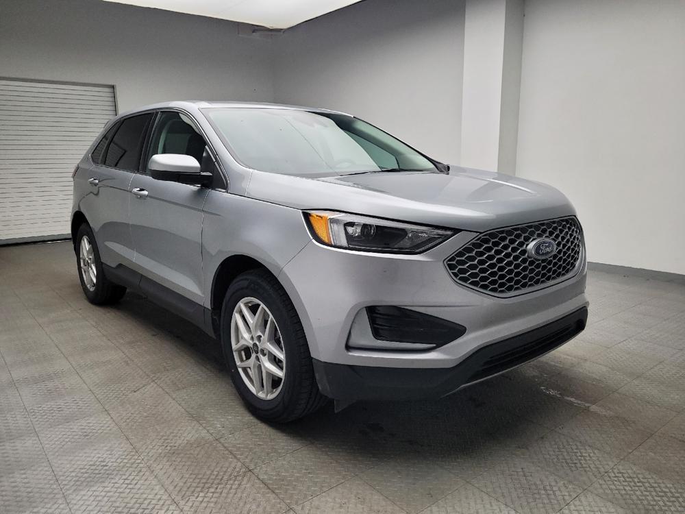 used 2024 Ford Edge car, priced at $22,595
