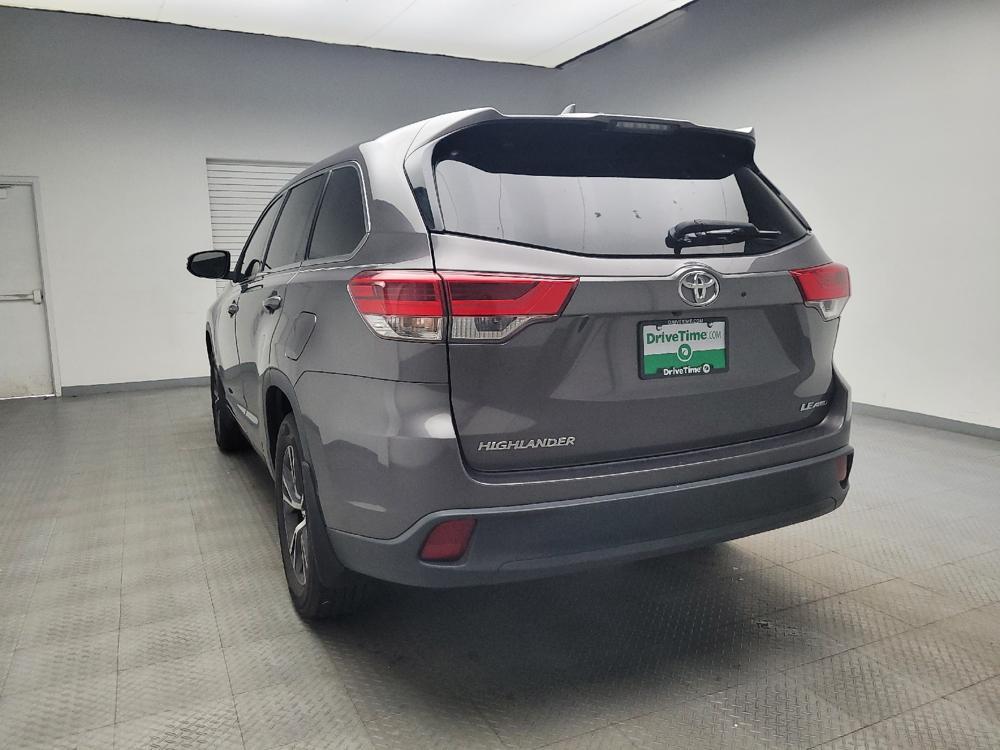 used 2018 Toyota Highlander car, priced at $23,995