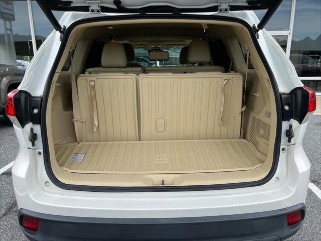 used 2018 Toyota Highlander car, priced at $19,900