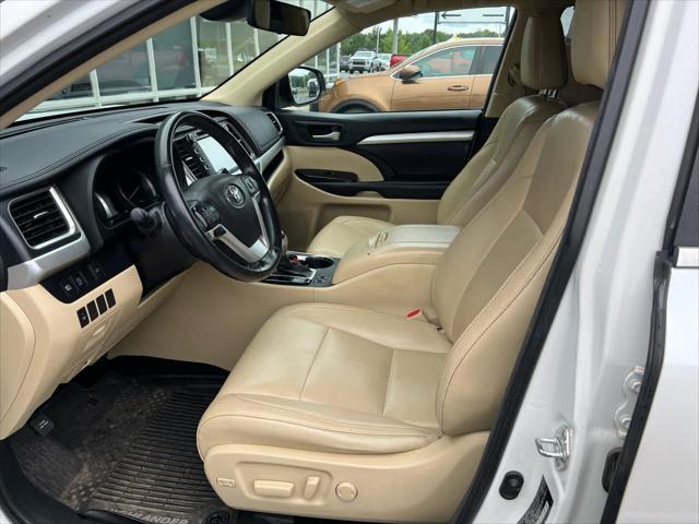used 2018 Toyota Highlander car, priced at $19,900