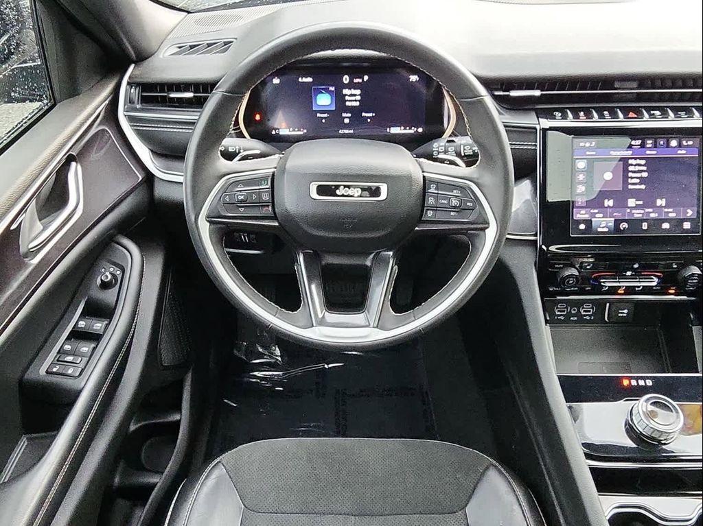 used 2023 Jeep Grand Cherokee car, priced at $34,000