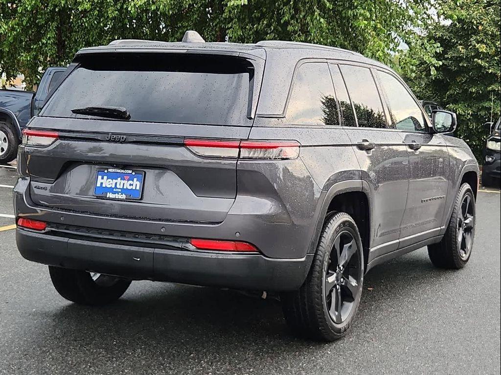 used 2023 Jeep Grand Cherokee car, priced at $34,000