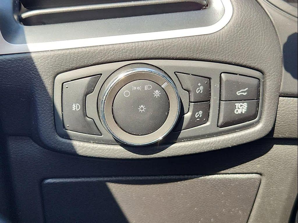 used 2024 Ford Edge car, priced at $27,109