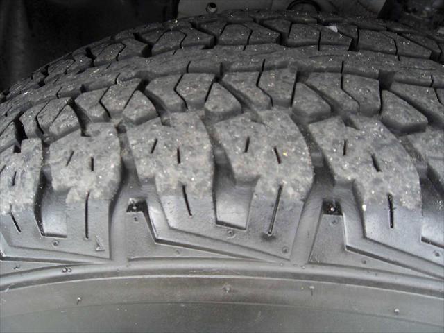 used 2019 Jeep Cherokee car, priced at $19,439
