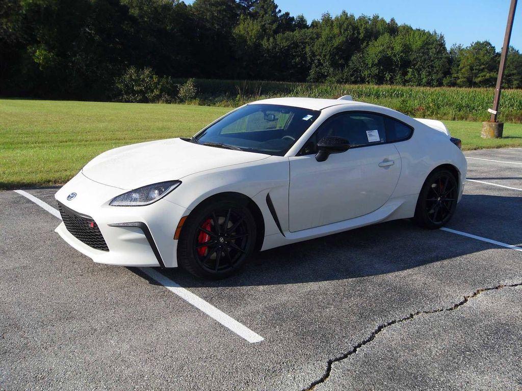 new 2025 Toyota GR86 car, priced at $37,569