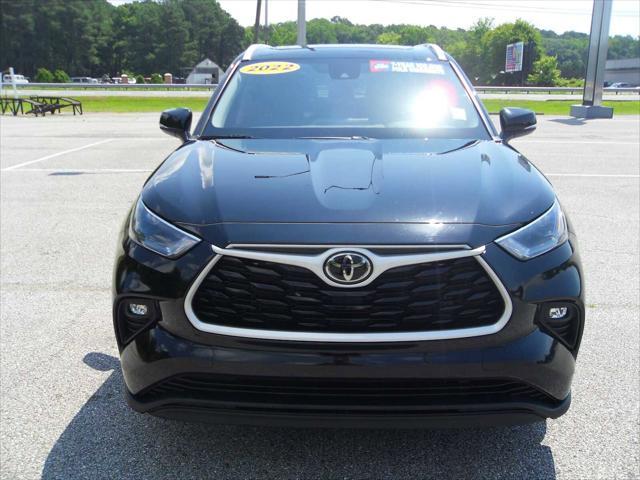 used 2022 Toyota Highlander car, priced at $37,986