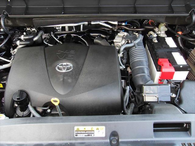 used 2022 Toyota Highlander car, priced at $37,986