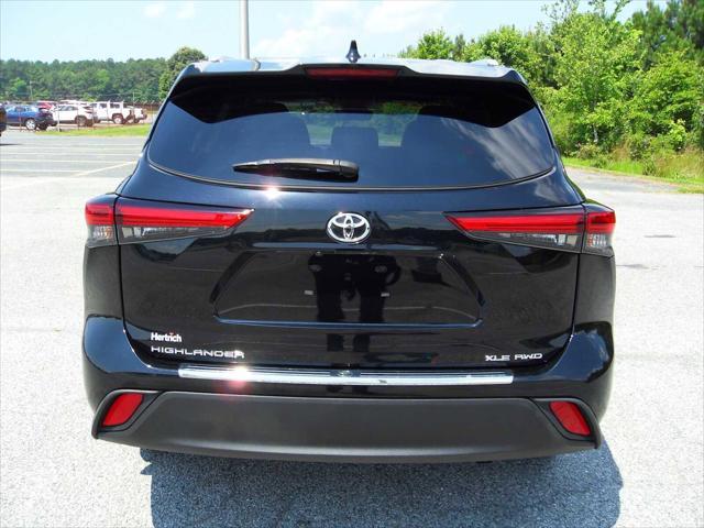 used 2022 Toyota Highlander car, priced at $37,986