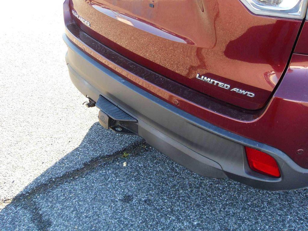 used 2015 Toyota Highlander car, priced at $19,404