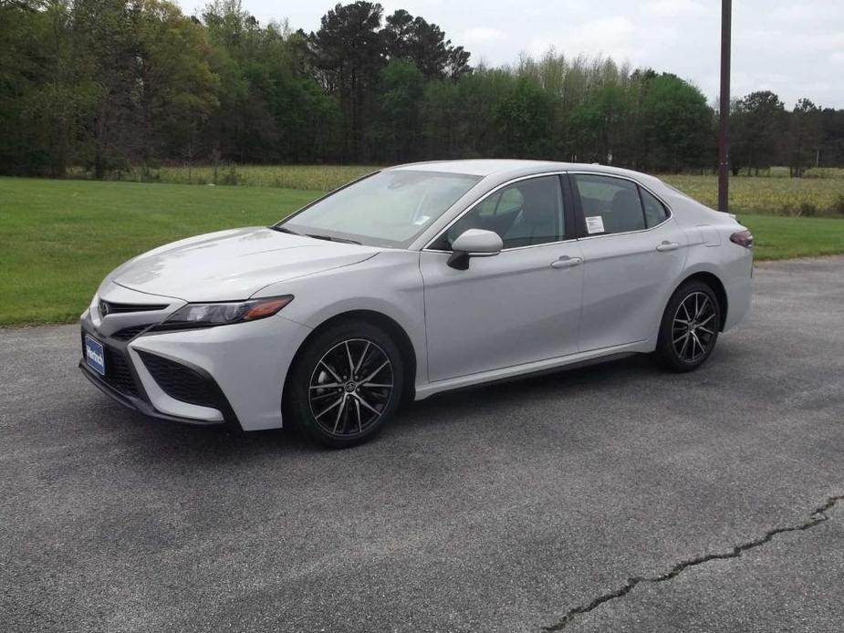 new 2024 Toyota Camry car, priced at $29,181
