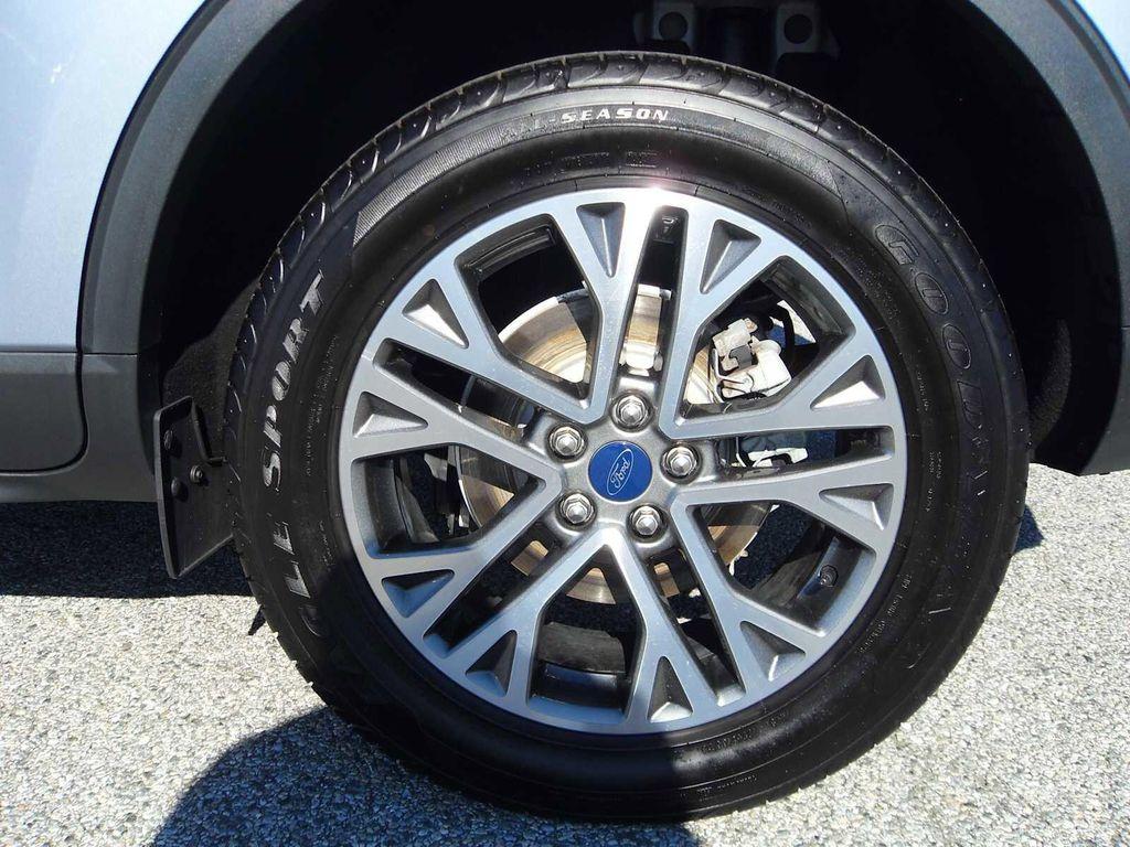 used 2022 Ford Escape car, priced at $21,151