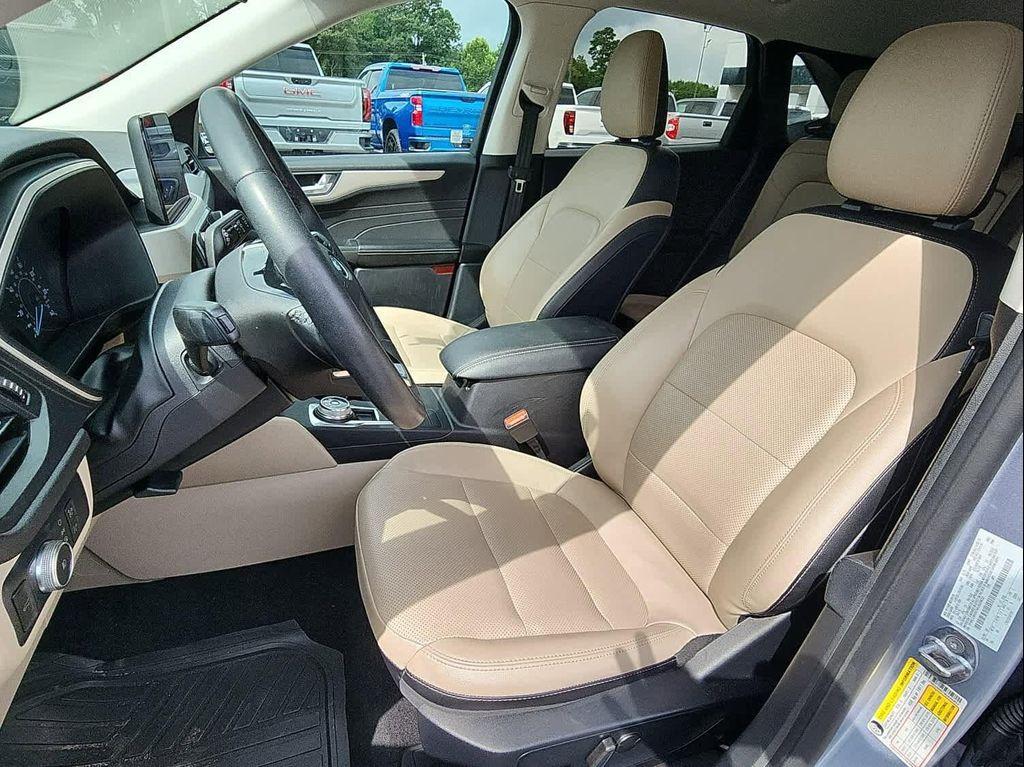 used 2022 Ford Escape car, priced at $21,000
