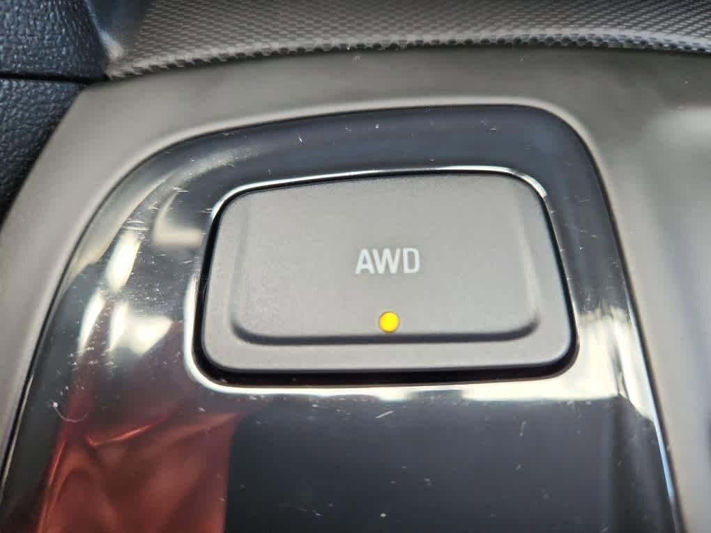 used 2022 Chevrolet Equinox car, priced at $29,000