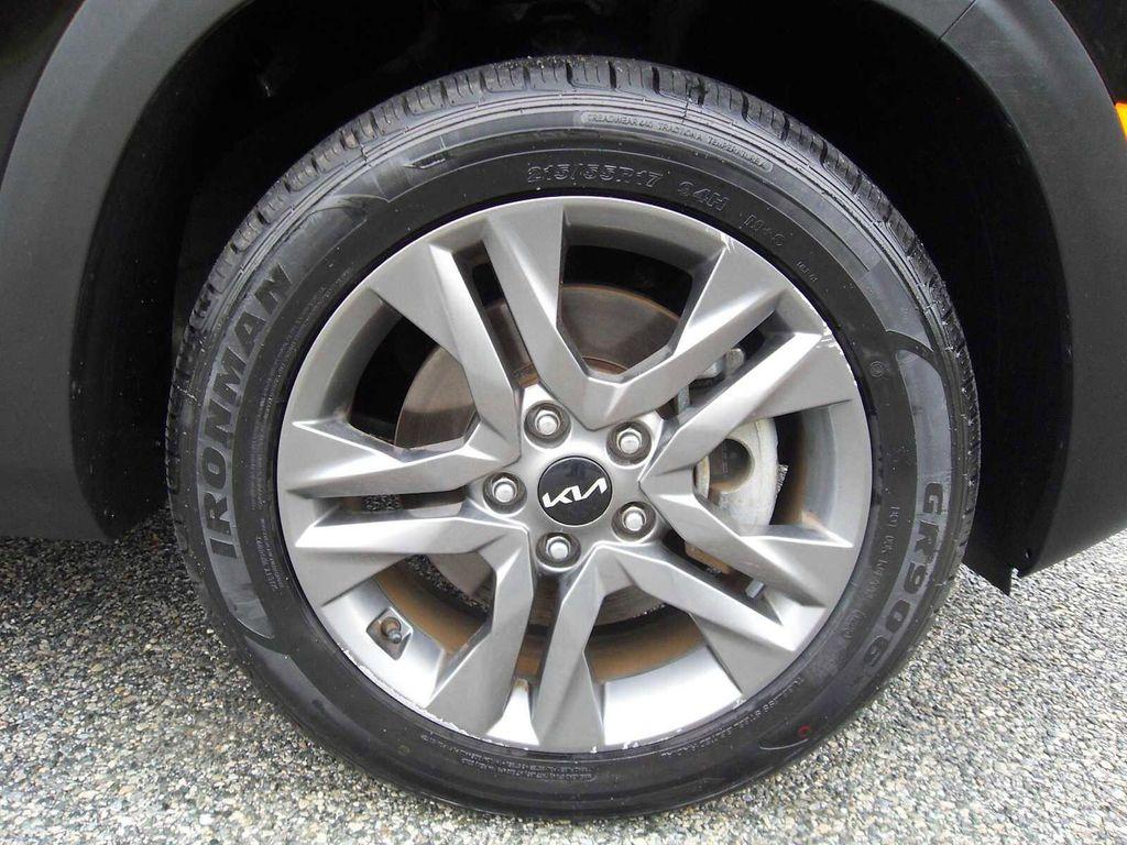 used 2023 Kia Seltos car, priced at $21,783