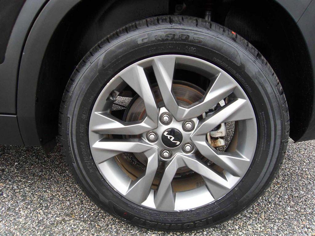 used 2023 Kia Seltos car, priced at $21,783