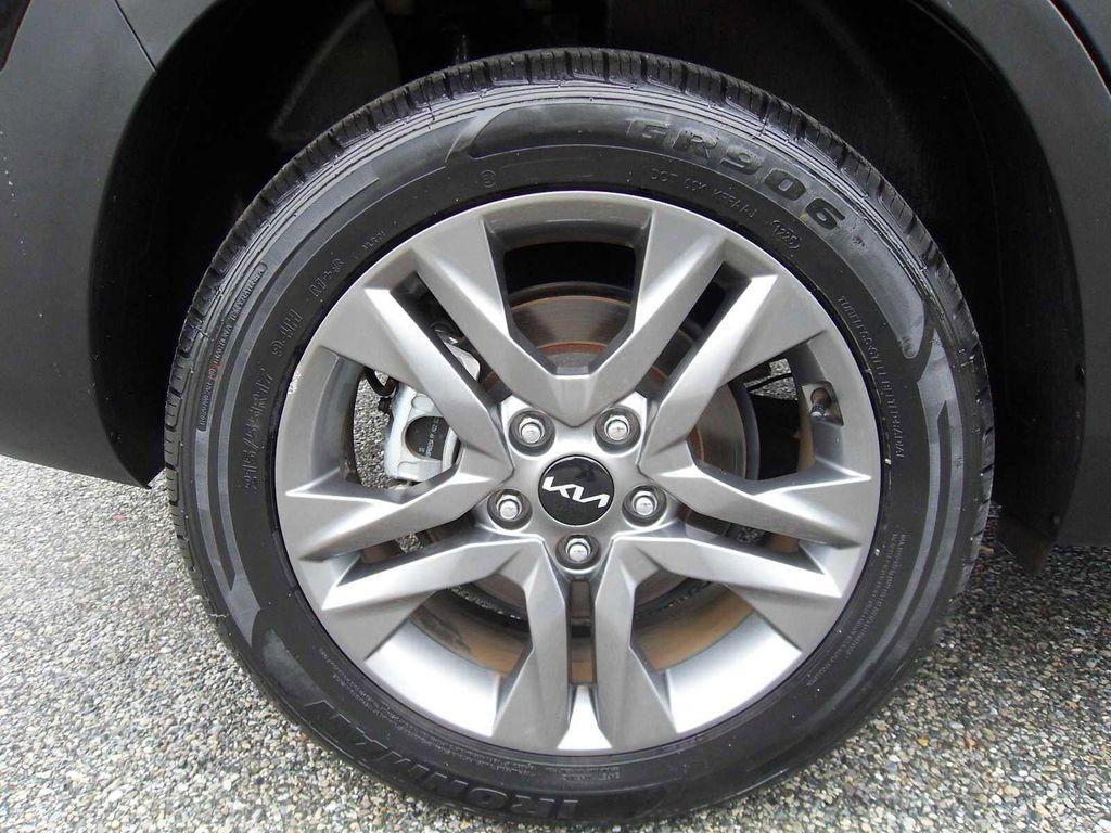 used 2023 Kia Seltos car, priced at $21,783