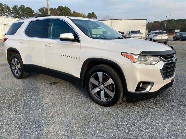 used 2018 Chevrolet Traverse car, priced at $20,608