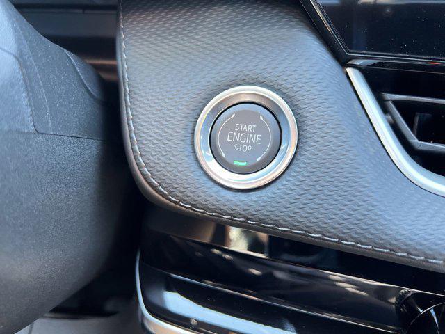new 2026 Chevrolet Equinox car, priced at $32,370