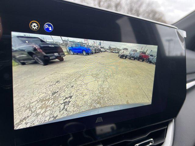 new 2026 Chevrolet Equinox car, priced at $32,545