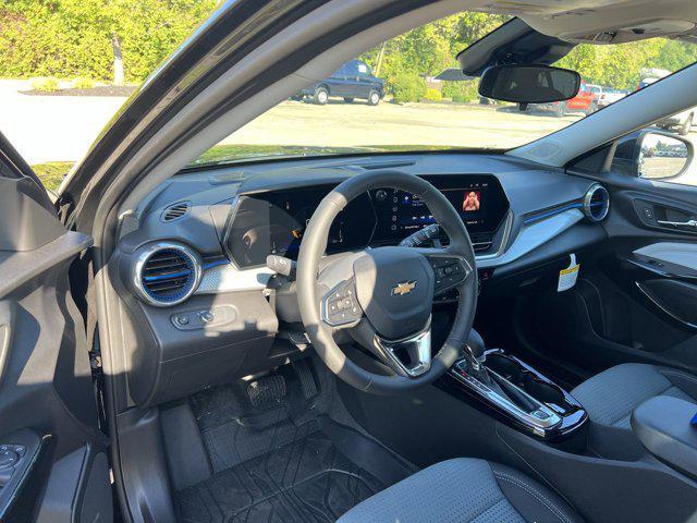 new 2025 Chevrolet Trax car, priced at $26,040