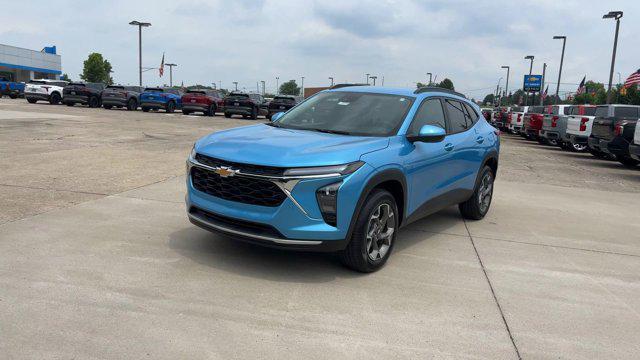 new 2025 Chevrolet Trax car, priced at $25,350