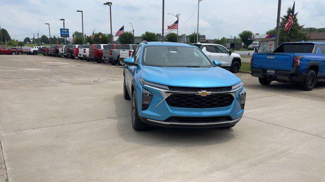 new 2025 Chevrolet Trax car, priced at $25,350
