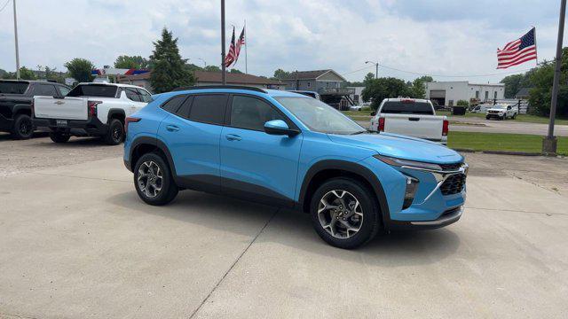 new 2025 Chevrolet Trax car, priced at $25,350