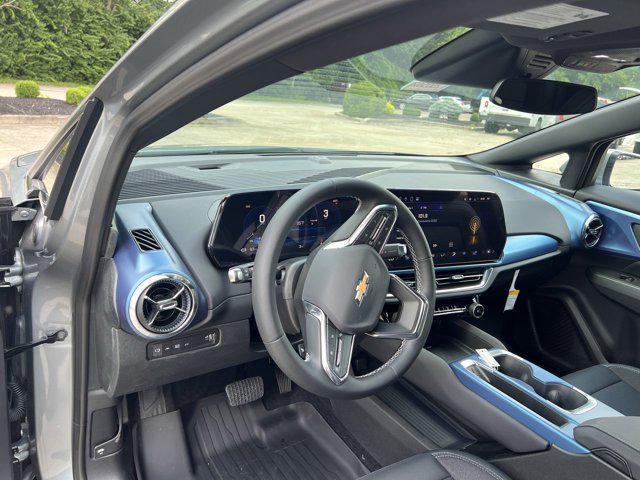new 2025 Chevrolet Equinox EV car, priced at $44,015