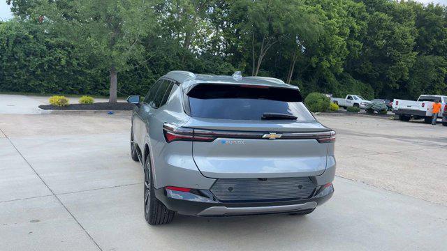 new 2025 Chevrolet Equinox EV car, priced at $44,015