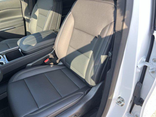 new 2025 Chevrolet Traverse car, priced at $43,560