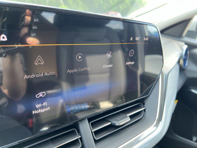 new 2025 Chevrolet Trax car, priced at $24,345