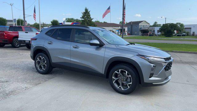 new 2025 Chevrolet Trax car, priced at $24,345