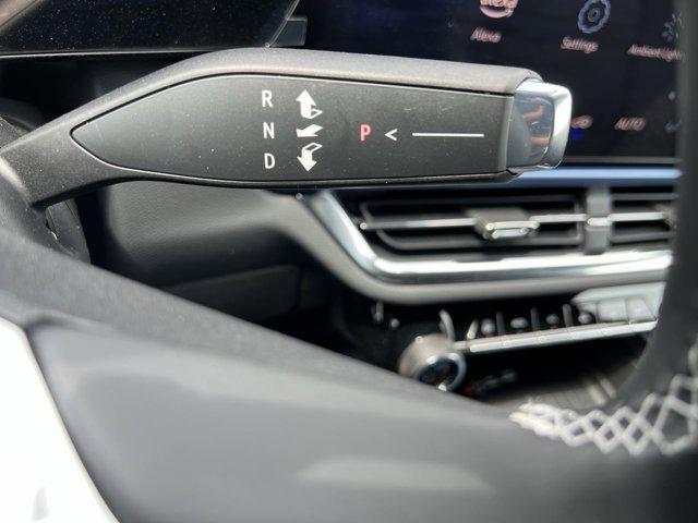 new 2025 Chevrolet Equinox EV car, priced at $44,085