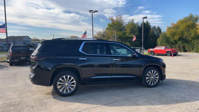 used 2022 Chevrolet Traverse car, priced at $32,900