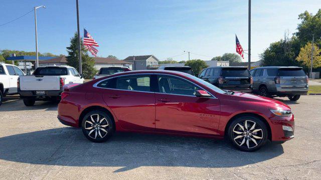 new 2025 Chevrolet Malibu car, priced at $28,740