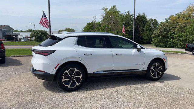 new 2025 Chevrolet Equinox EV car, priced at $43,940