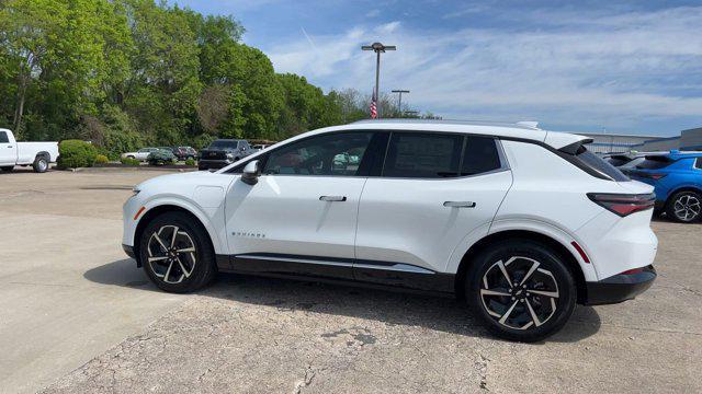new 2025 Chevrolet Equinox EV car, priced at $43,940