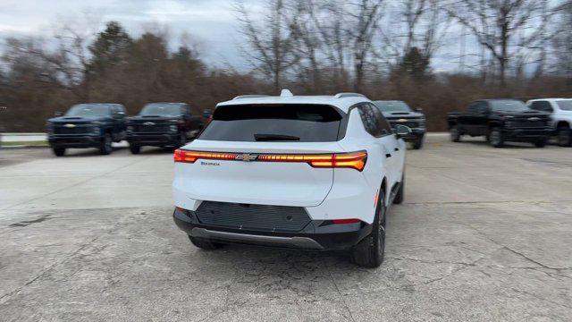 new 2025 Chevrolet Equinox car, priced at $44,090